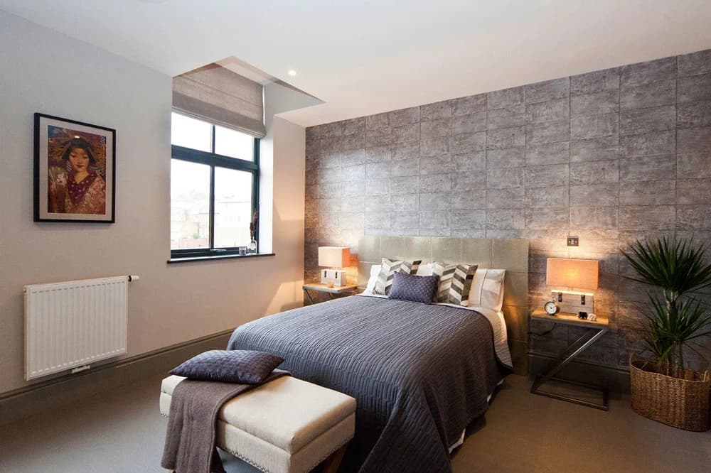 Clement House, Birmingham: a bedroom