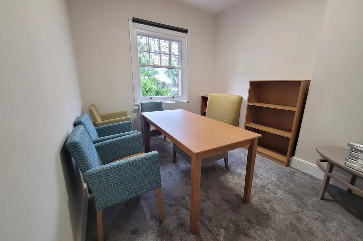 Liverpool House, Chester: the meeting room